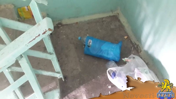 Ялтинцы стали складывать мусор прямо в подъездах - «Общество»