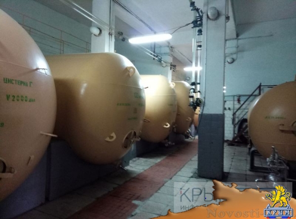 Приватизация завода «Новый свет»: продать на пике - «Культура Крыма» Приватизация завода «Новый свет»: продать на пике - «Культура Крыма»