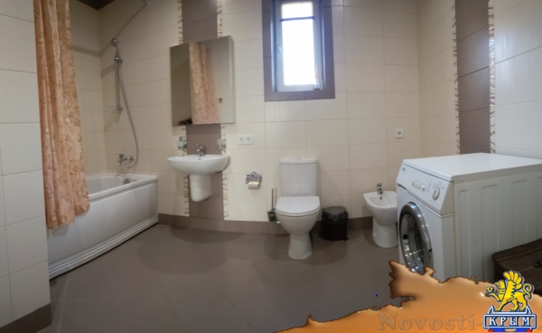 Отдых-эконом в Евпатории. Апартаменты и Номера в Гостевом доме «Лучезарный» (Штормовое - 24 км от Евпатории) Отдых в Крыму 2017 - жильё в Крыму без посредников - «Отдых в Евпатории»