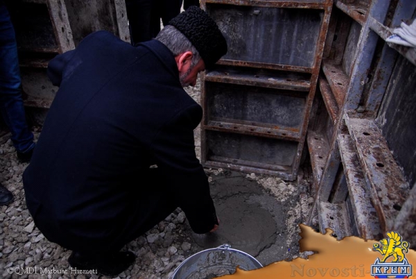 Крымчане оставили послание потомкам на месте будущего мемориала жертвам депортации (ФОТО) - «Симферополь»