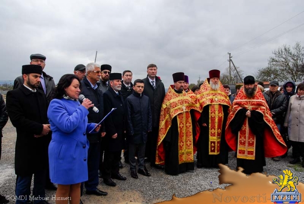 Крымчане оставили послание потомкам на месте будущего мемориала жертвам депортации (ФОТО) - «Симферополь»