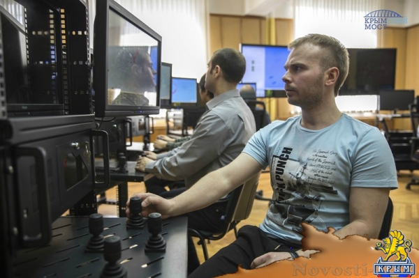 Ученые управляют ветром на имитированной стройке Керченского моста - «Керчь»