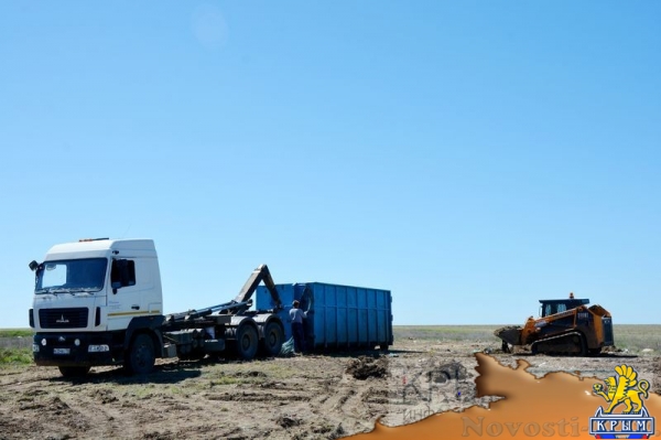 «Крымэкоресурсы» приступило к ликвидации свалок в Черноморском районе (ФОТО, ВИДЕО) - «Общество Крыма»