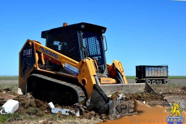 «Крымэкоресурсы» приступило к ликвидации свалок в Черноморском районе (ФОТО, ВИДЕО) - «Общество Крыма»