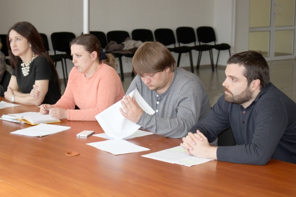 Специалисты Госкомрегистра продолжают проводить консультации для органов государственной власти по электронной подаче документов - «Госкомрегистр»