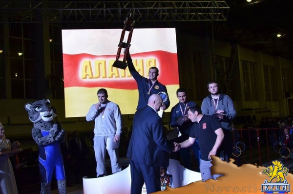 Крымчане выиграли две медали на юниорском первенстве России по вольной борьбе (ФОТО) - «Спорт Крыма»