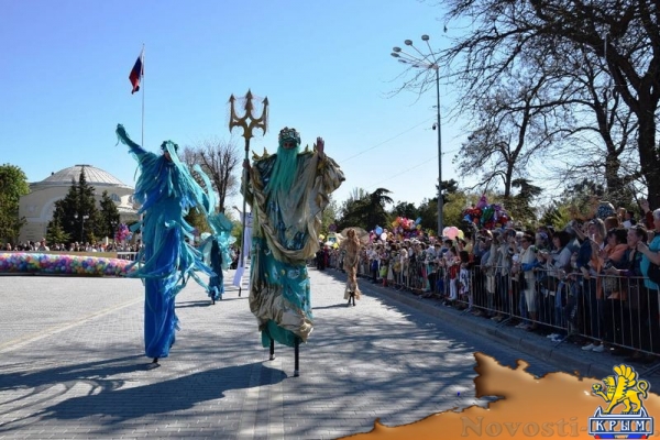 Праздник, посвященный открытию курортного сезона, стартовал в Евпатории (ФОТО) - «Экономика Крыма»