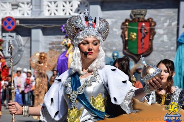 Праздник, посвященный открытию курортного сезона, стартовал в Евпатории (ФОТО) - «Экономика Крыма»