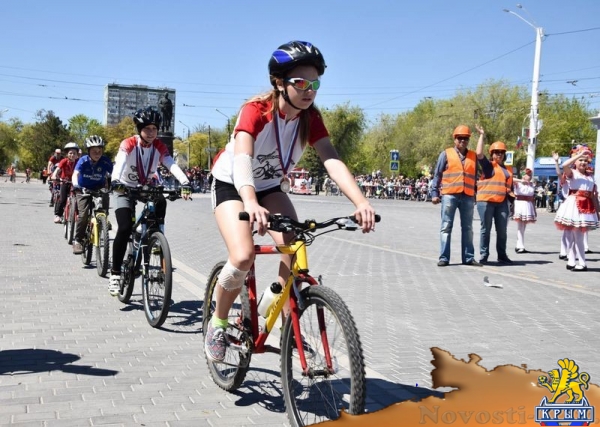 Праздник, посвященный открытию курортного сезона, стартовал в Евпатории (ФОТО) - «Экономика Крыма»