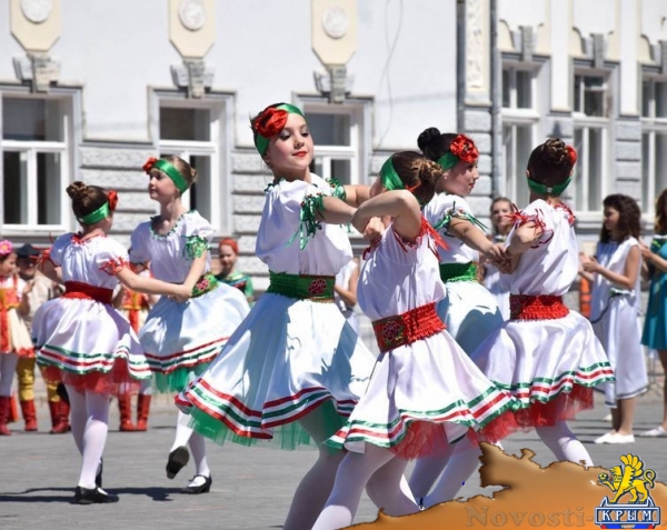 Праздник, посвященный открытию курортного сезона, стартовал в Евпатории (ФОТО) - «Экономика Крыма»