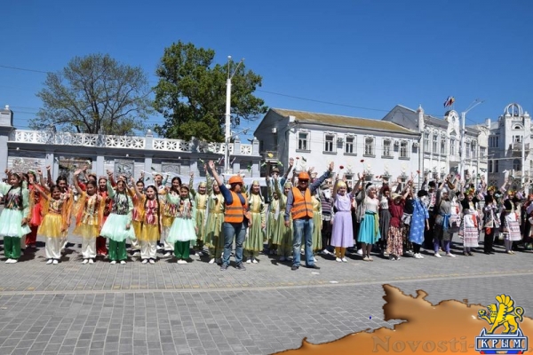 Праздник, посвященный открытию курортного сезона, стартовал в Евпатории (ФОТО) - «Экономика Крыма»