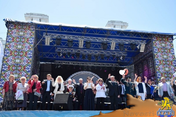 Праздник, посвященный открытию курортного сезона, стартовал в Евпатории (ФОТО) - «Экономика Крыма»