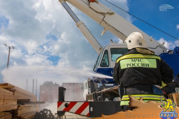 Спасатели учились тушить стройку Керченского моста - «Керчь»