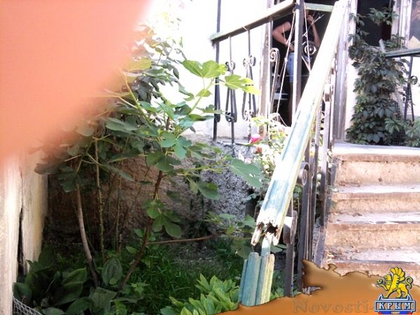 Отдых в Феодосии. Сдаю двухэтаж.Коттэдж на 4-5 чел. в Феодосии Отдых в Крыму 2017 - жильё в Крыму без посредников - «Отдых в Феодосии»