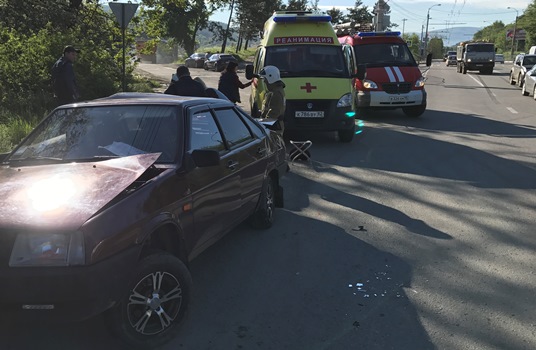 Информация о ДТП в районе с. Лозовое на трассе «Ялта-Симферополь» - «МЧС» Информация о ДТП в районе с. Лозовое на трассе «Ялта-Симферополь» - «МЧС»