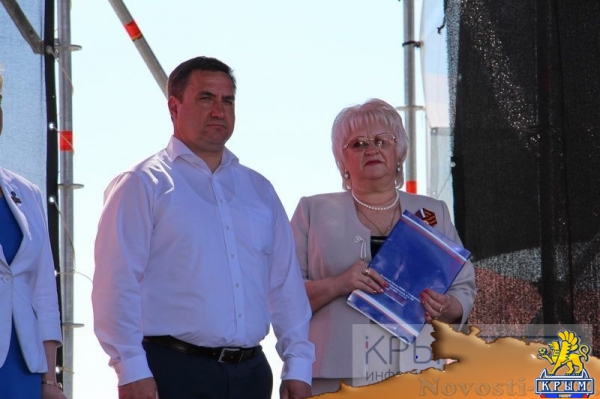 Ялтинцы отметили Первомай праздничной демонстрацией на главной улице города (ФОТО) - «Общество Крыма»