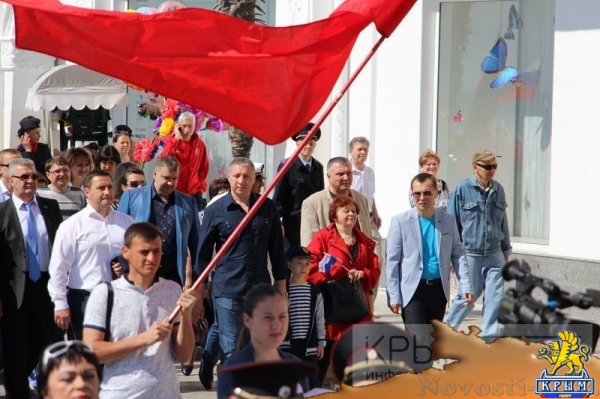 Ялтинцы отметили Первомай праздничной демонстрацией на главной улице города (ФОТО) - «Общество Крыма»