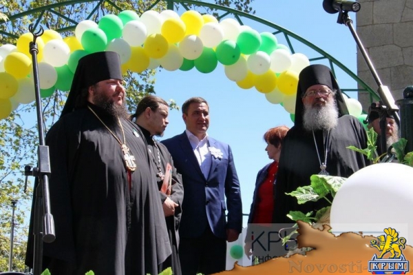 Традиционный праздник «Белого цветка» состоялся в Ливадии в День памяти святых жен-мироносиц (ФОТО) - «Общество Крыма»