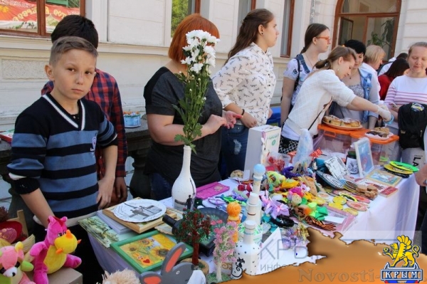 Традиционный праздник «Белого цветка» состоялся в Ливадии в День памяти святых жен-мироносиц (ФОТО) - «Общество Крыма»