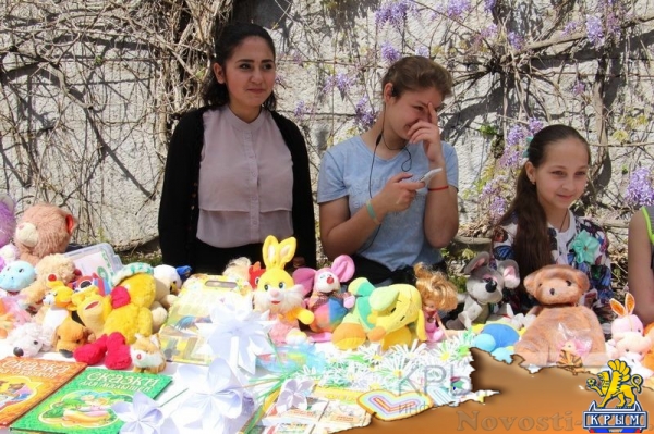 Традиционный праздник «Белого цветка» состоялся в Ливадии в День памяти святых жен-мироносиц (ФОТО) - «Общество Крыма»