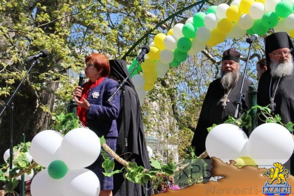 Традиционный праздник «Белого цветка» состоялся в Ливадии в День памяти святых жен-мироносиц (ФОТО) - «Общество Крыма»