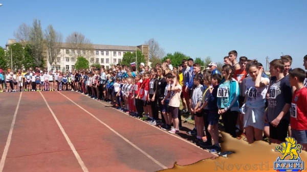 Призёры Республиканского турнира по лёгкой атлетике памяти тренера Сервера Нафиева определены в Красногвардейском районе (ФОТО) - «Возвращение в Россию» Призёры Республиканского турнира по лёгкой атлетике памяти тренера Сервера Нафиева определены в Красногвардейском районе (ФОТО) - «Возвращение в Россию»