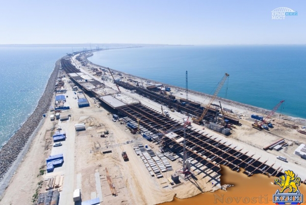 Строители построили половину опор Крымского моста (ФОТО) - «Симферополь»