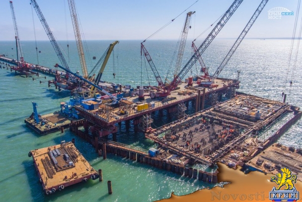 Строители построили половину опор Крымского моста (ФОТО) - «Симферополь»