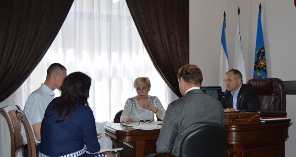 Ирина Клюева провела совместное рабочее совещание с главой администрации города Феодосия - «Правам ребёнка» Ирина Клюева провела совместное рабочее совещание с главой администрации города Феодосия - «Правам ребёнка»