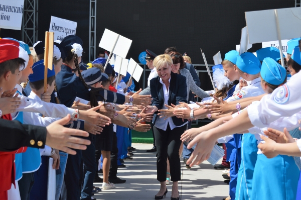 Ирина Клюева приняла участие в торжественной церемонии открытия регионального этапа Всероссийского конкурса "Безопасное колесо 2017" - «Правам ребёнка»