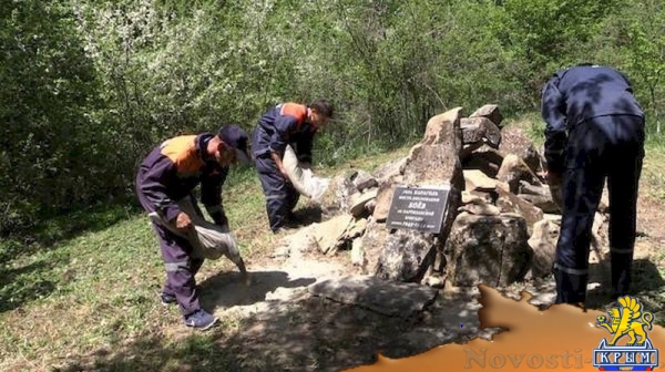 Спасатели привели в порядок два труднодоступных памятника ВОВ в Крымских горах (ФОТО) - «Культура Крыма»
