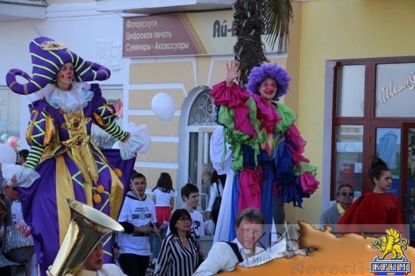 «Екатерининская миля» в Ялте завершила цикл праздничных мероприятий в честь открытия курортного сезона в Крыму (ФОТО) - «Туризм Крыма»