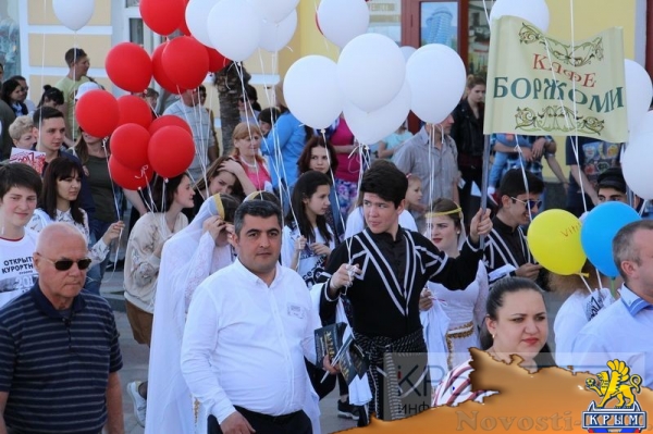 «Екатерининская миля» в Ялте завершила цикл праздничных мероприятий в честь открытия курортного сезона в Крыму (ФОТО) - «Туризм Крыма»