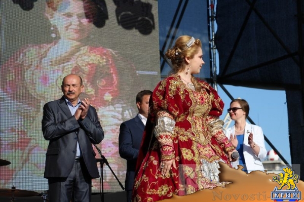 «Екатерининская миля» в Ялте завершила цикл праздничных мероприятий в честь открытия курортного сезона в Крыму (ФОТО) - «Туризм Крыма»