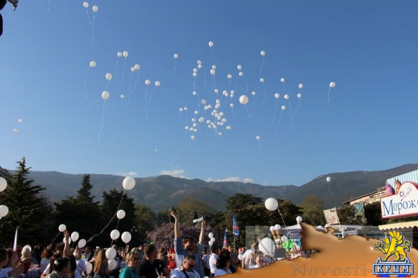 «Екатерининская миля» в Ялте завершила цикл праздничных мероприятий в честь открытия курортного сезона в Крыму (ФОТО) - «Туризм Крыма»