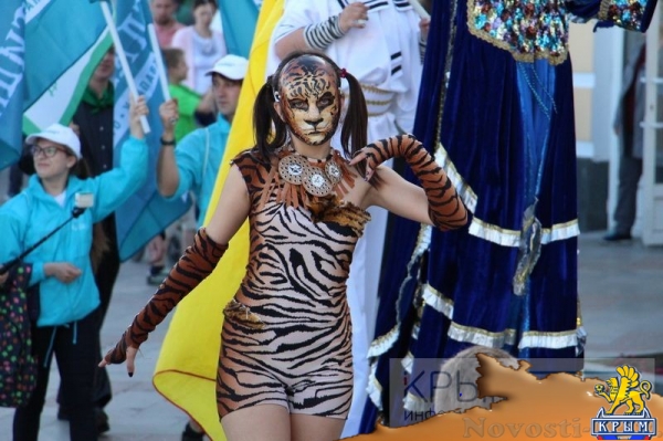 «Екатерининская миля» в Ялте завершила цикл праздничных мероприятий в честь открытия курортного сезона в Крыму (ФОТО) - «Туризм Крыма»