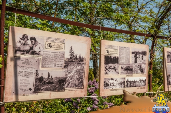 На Сапун-горе над Севастополем подняли В«Знамена славыВ» (ФОТОРЕПОРТАЖ) - «Общество Крыма»