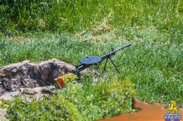 На Сапун-горе над Севастополем подняли В«Знамена славыВ» (ФОТОРЕПОРТАЖ) - «Общество Крыма»