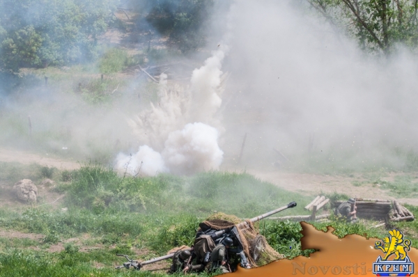 На Сапун-горе над Севастополем подняли В«Знамена славыВ» (ФОТОРЕПОРТАЖ) - «Общество Крыма»