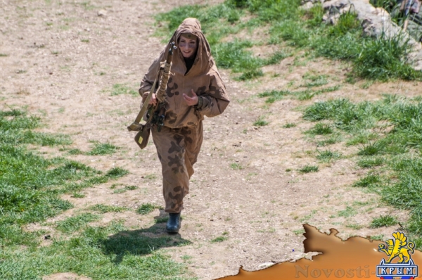 На Сапун-горе над Севастополем подняли В«Знамена славыВ» (ФОТОРЕПОРТАЖ) - «Общество Крыма»