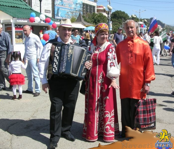 Русская община Алушты отпраздновала День освобождения города (ФОТО) - «Общество Крыма»