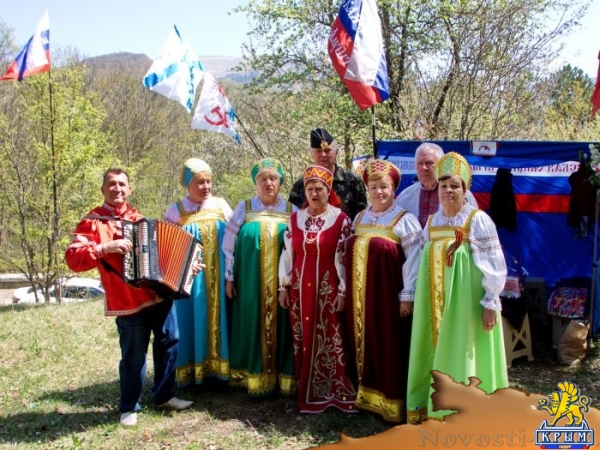 Русская община Алушты отпраздновала День освобождения города (ФОТО) - «Общество Крыма»