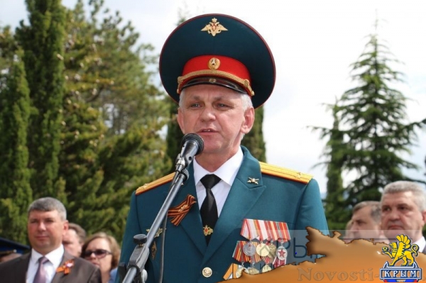 Более 6 тысяч ялтинцев пришли на митинг к мемориалу Холм Славы в честь очередной годовщины Великой Победы (ФОТО, ВИДЕО) - «Политика Крыма»