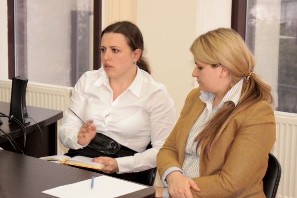 Качество и доступность услуг, оказываемых Госкомрегистром, должны проверяться постоянно — Александр Спиридонов - «Госкомрегистр»