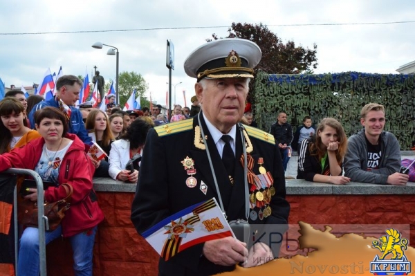 Парад Победы в Симферополе - «Общество Крыма» Парад Победы в Симферополе - «Общество Крыма»