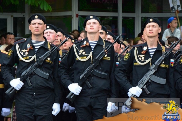 Парад Победы в Симферополе - «Общество Крыма» Парад Победы в Симферополе - «Общество Крыма»