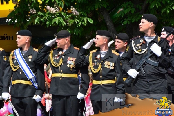 Парад Победы в Симферополе - «Общество Крыма» Парад Победы в Симферополе - «Общество Крыма»