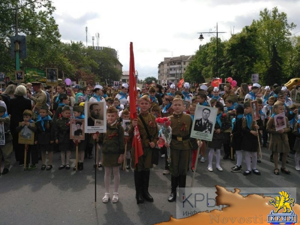 Более 45 тысяч человек приняли участие в шествии «Бессмертного полка» в Симферополе (ФОТО) - «Общество Крыма»