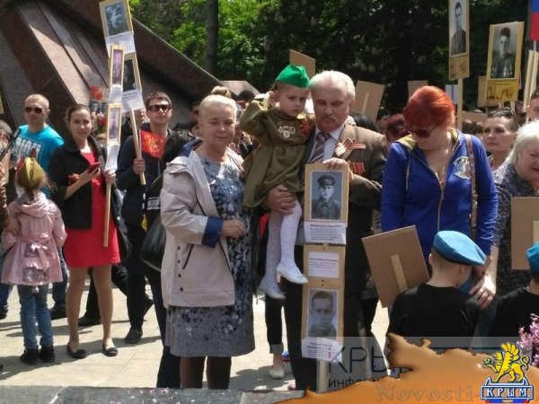 Более 45 тысяч человек приняли участие в шествии «Бессмертного полка» в Симферополе (ФОТО) - «Общество Крыма»