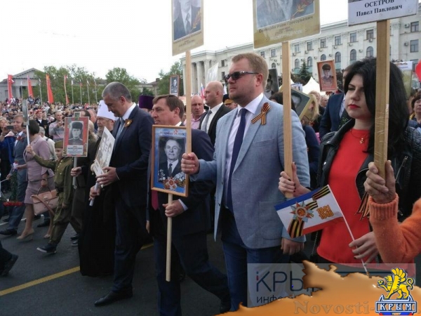 Более 45 тысяч человек приняли участие в шествии «Бессмертного полка» в Симферополе (ФОТО) - «Общество Крыма»